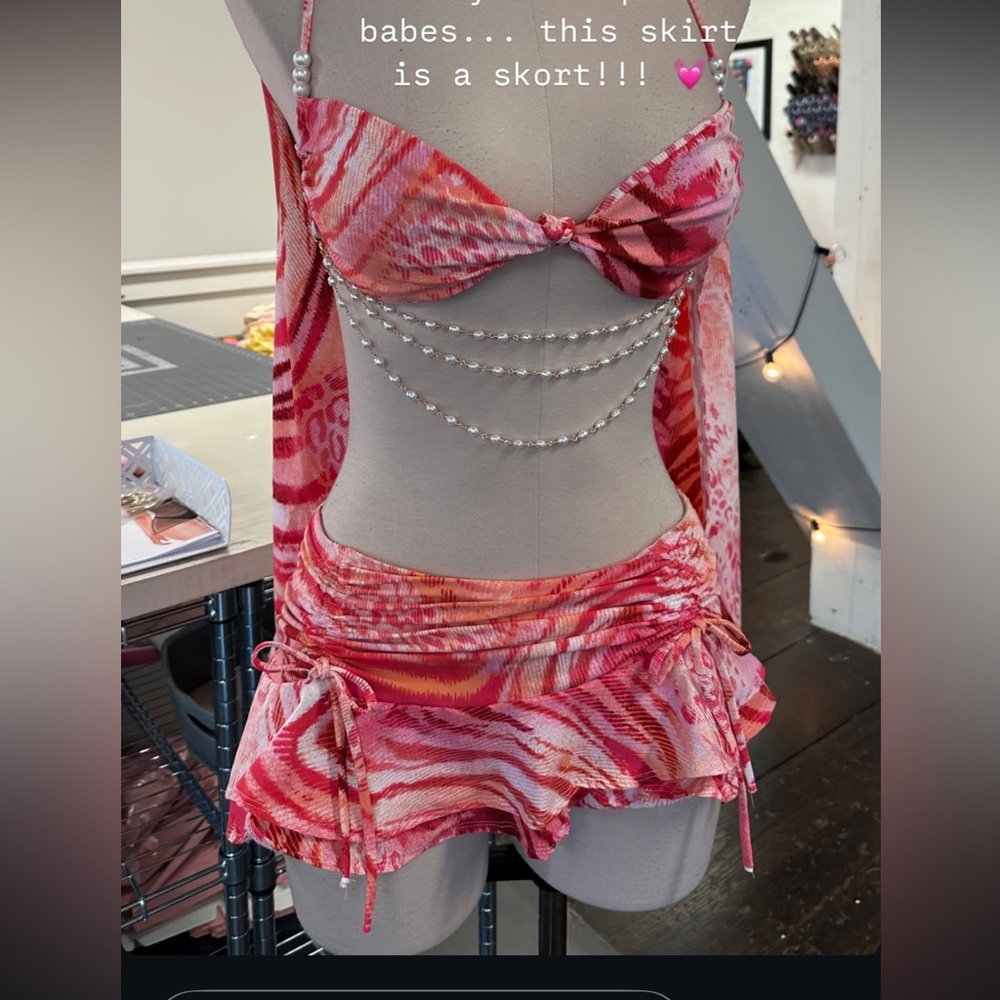 Women's Pink Patterned Top